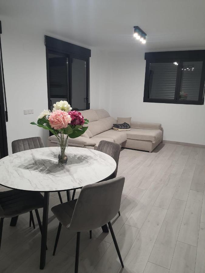 Modern & Sunny Apartment Near Valencia Paiporta Esterno foto