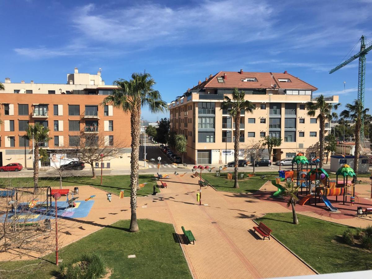 Modern & Sunny Apartment Near Valencia Paiporta Esterno foto
